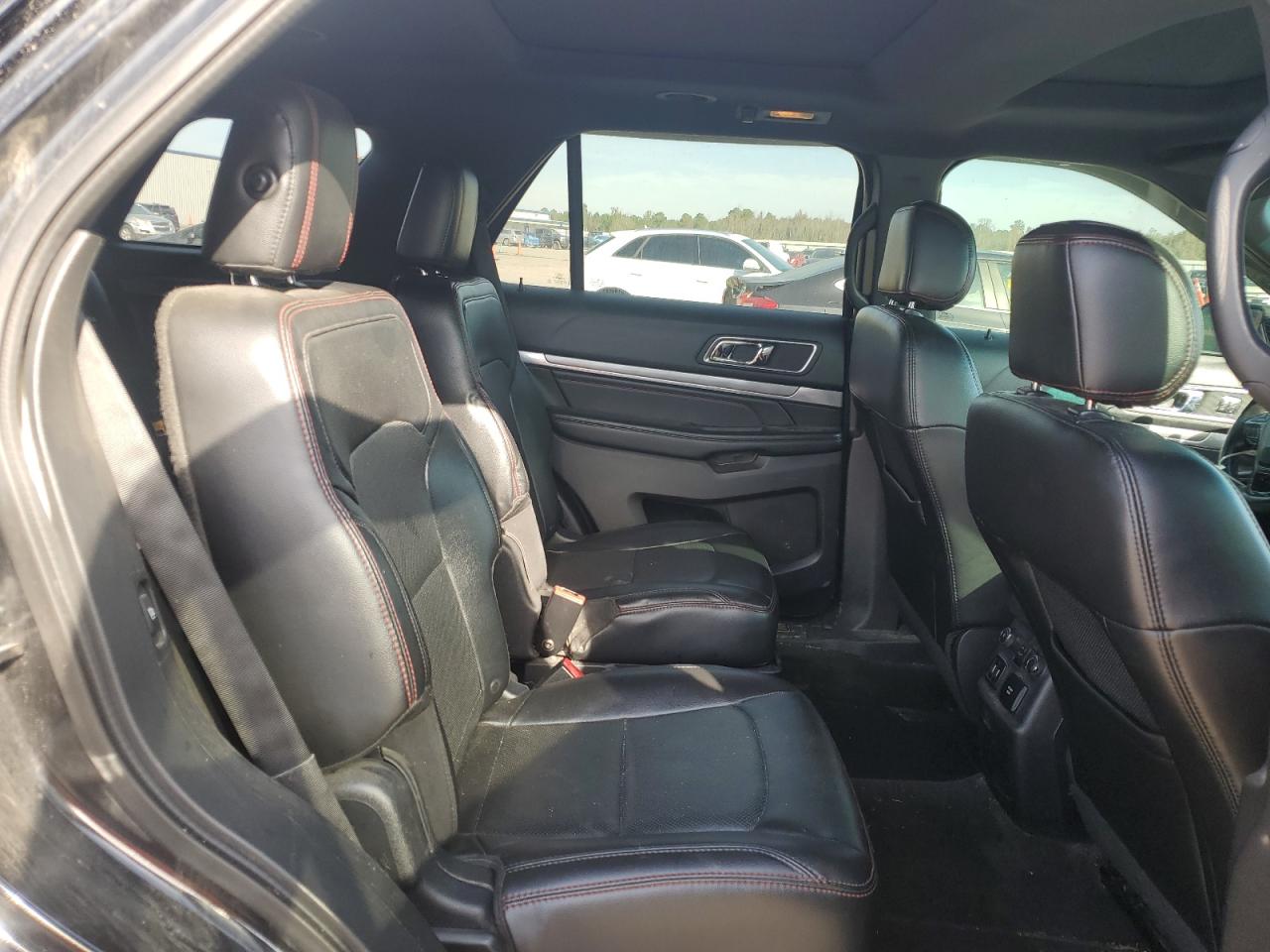 2016 Ford Explorer VIN 1FM5K8GT0GGC81244 Copart auction photo, side damage thumbnail 11