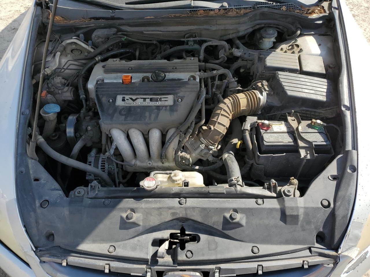 2006 Honda Accord VIN 1HGCM56176A112247 Copart auction photo, minor dent/scratches damage thumbnail 11