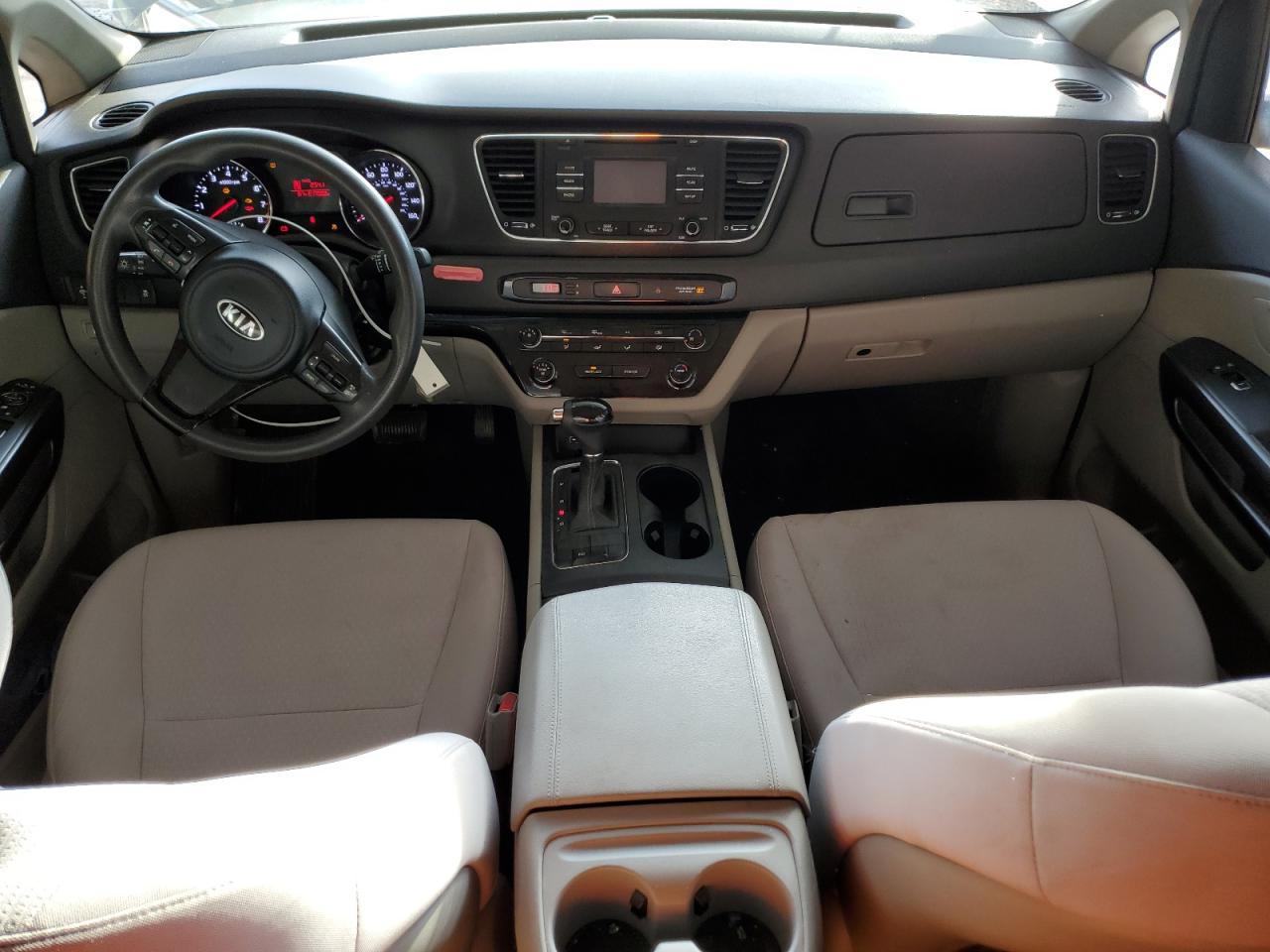 2017 KIA Sedona VIN KNDMB5C11H6233827 Copart auction photo, mechanical / minor dent/scratches damage thumbnail 8