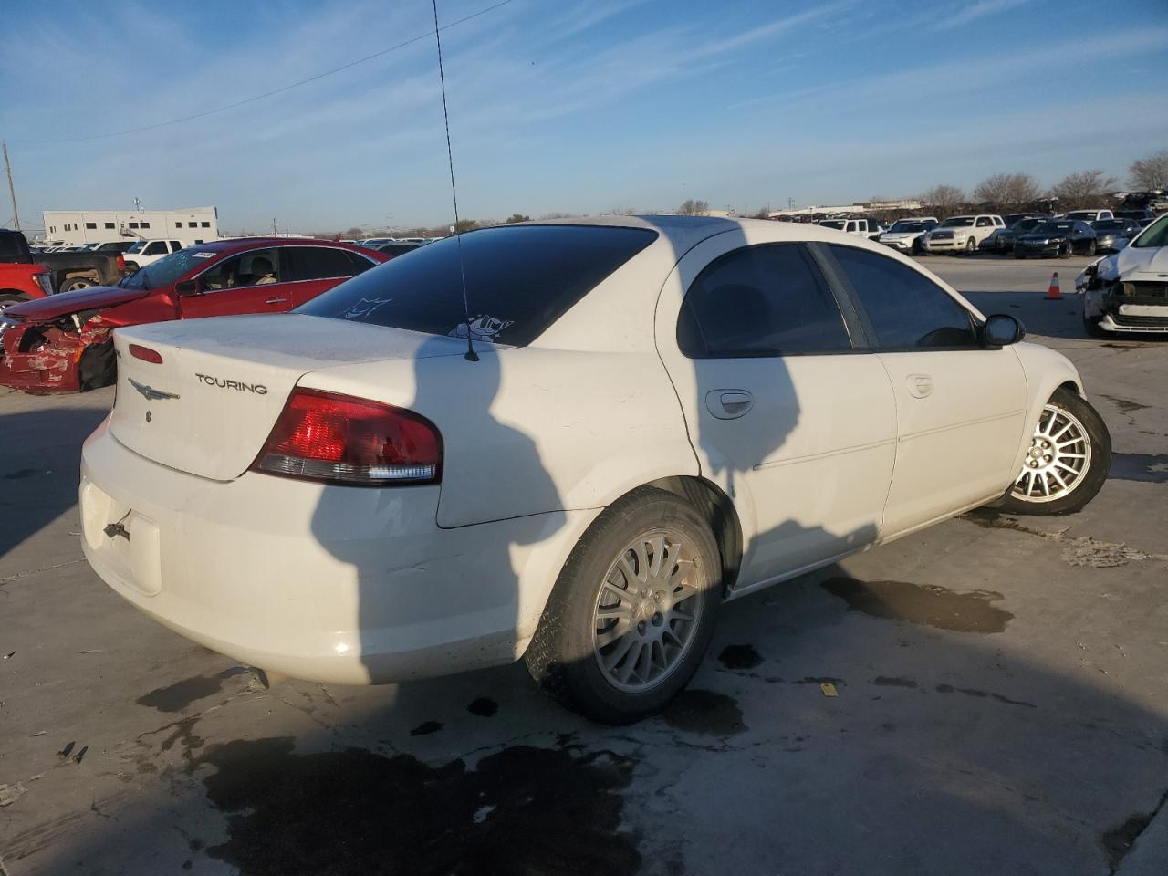 2005 Chrysler Sebring VIN 1C3EL56R85N637099 Copart auction photo, front end damage thumbnail 3