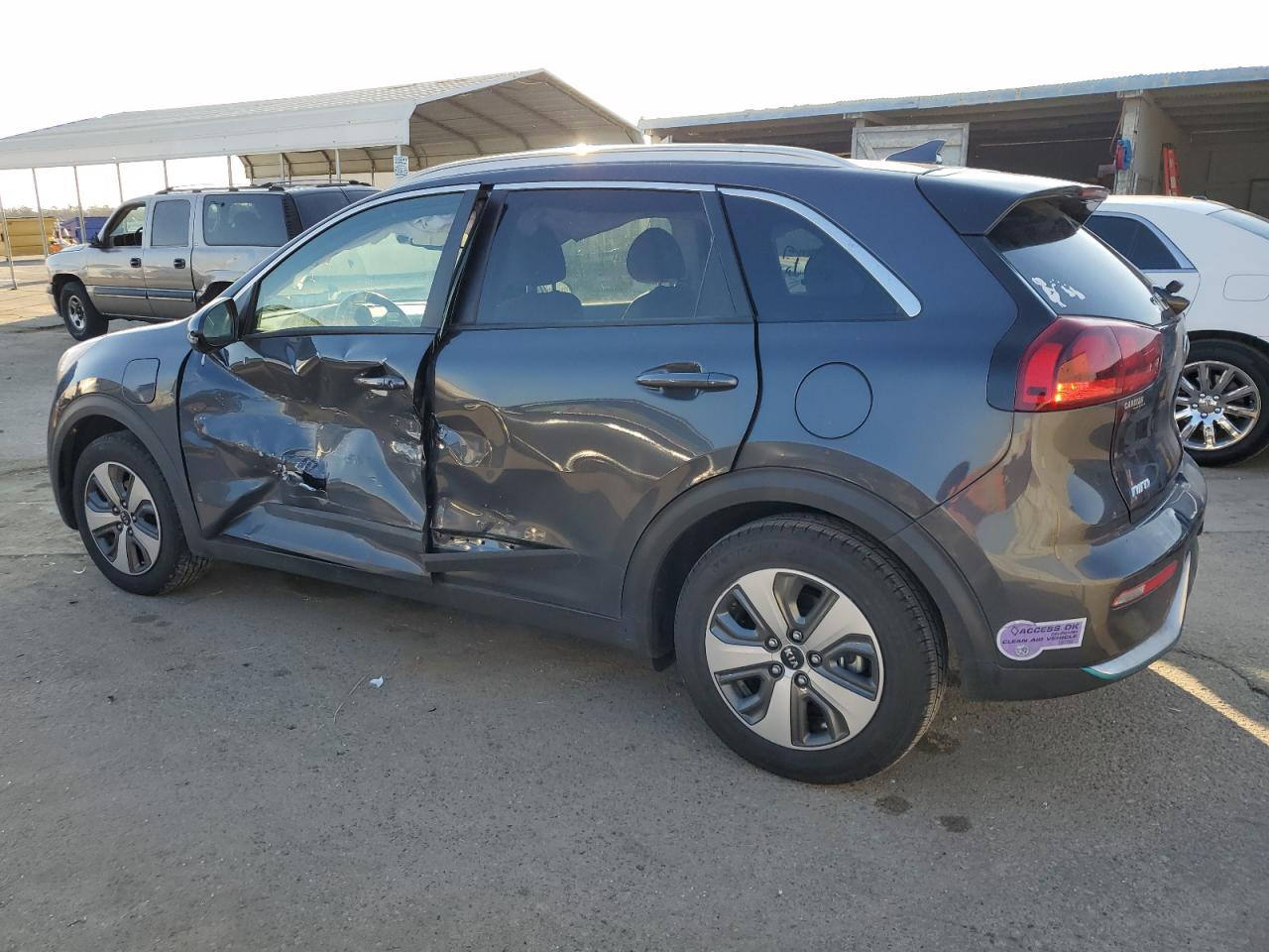 2018 KIA Niro VIN KNDCM3LD3J5212994 Copart auction photo, side damage thumbnail 2