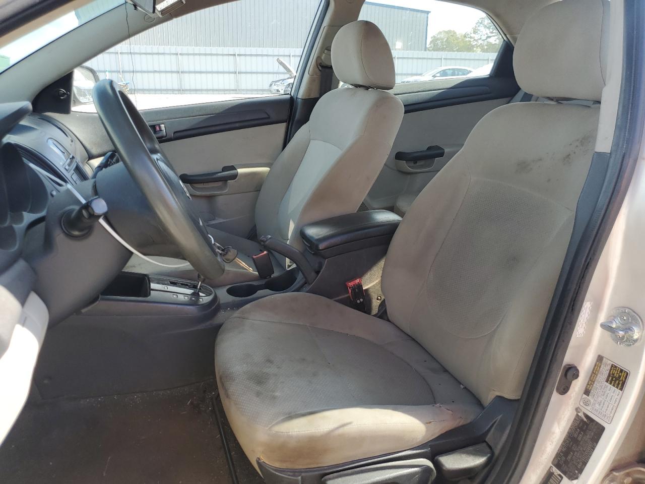 2010 KIA Forte VIN KNAFT4A22A5049307 Copart auction photo, front end / minor dent/scratches damage thumbnail 7