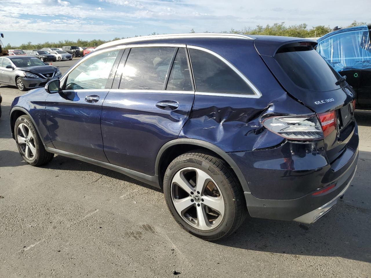 2019 Mercedes-Benz GLC VIN WDC0G4KBXKV161263 Copart auction photo, rear end damage thumbnail 2