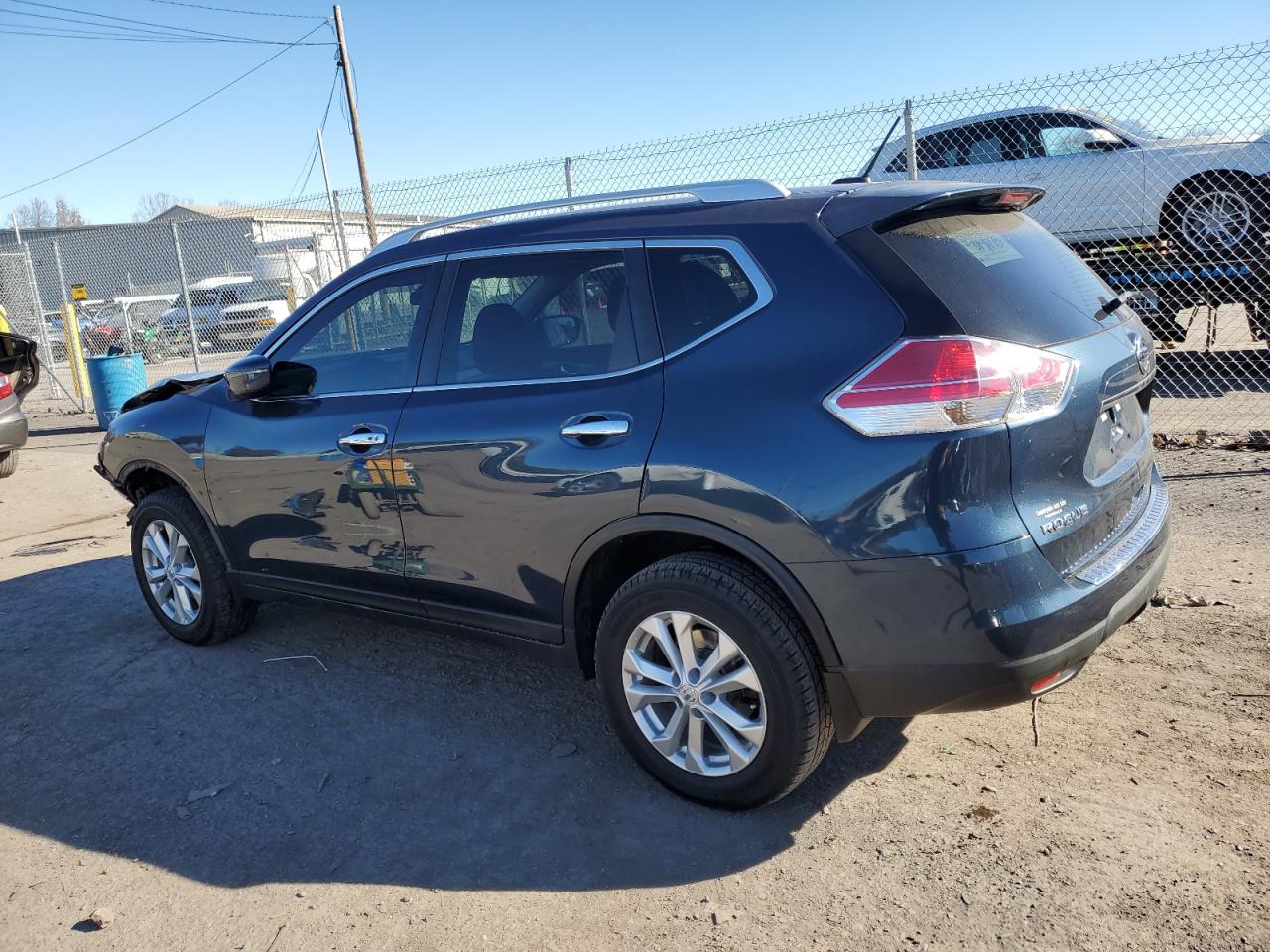 2016 Nissan Rogue VIN KNMAT2MV7GP708020 Copart auction photo, front end damage thumbnail 2