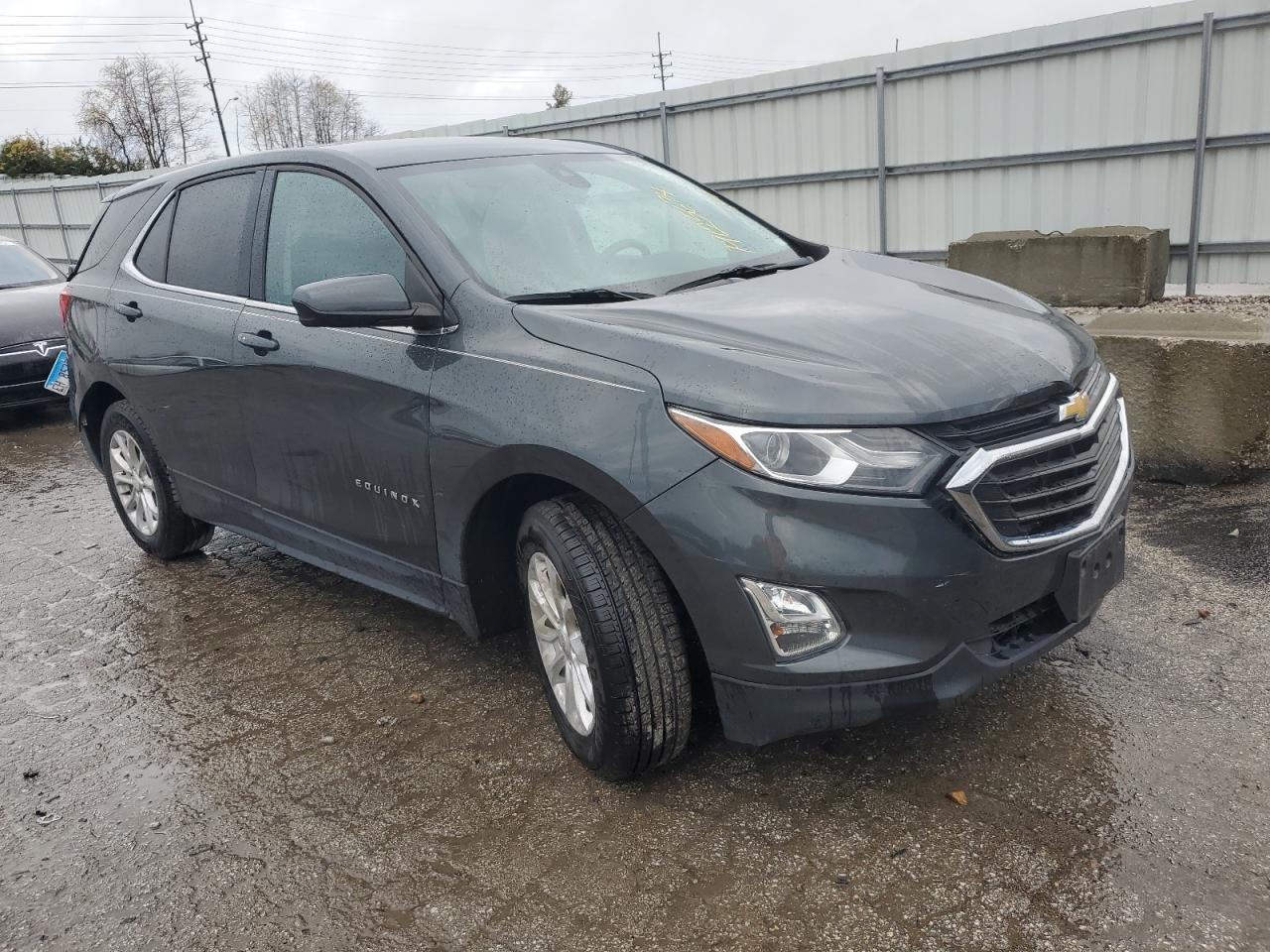 2020 Chevrolet Equinox VIN 3GNAXKEV3LS553004 Copart auction photo, rear end damage thumbnail 4