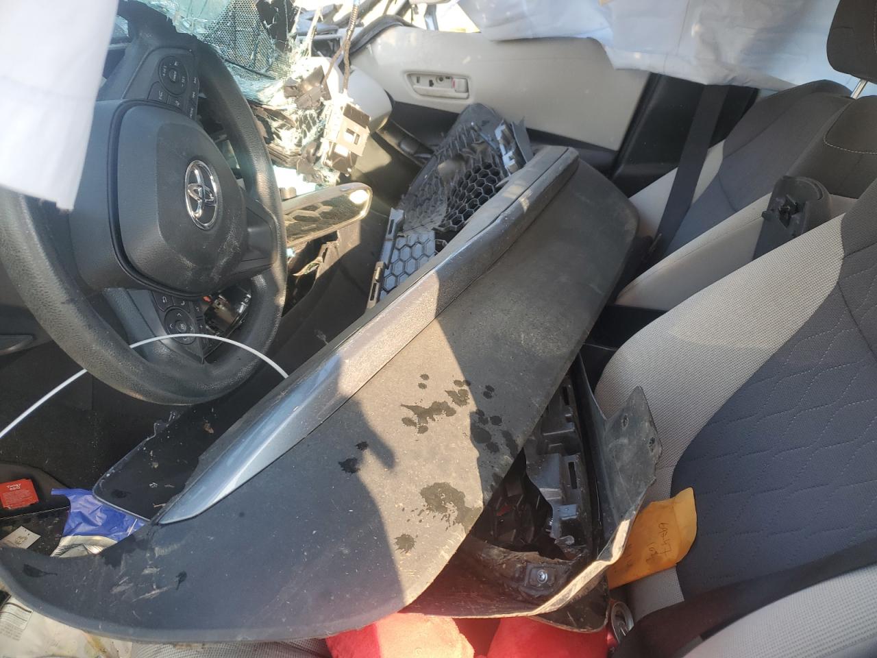 2022 Toyota Corolla VIN 5YFEPMAE3NP387014 Copart auction photo, all over damage thumbnail 7