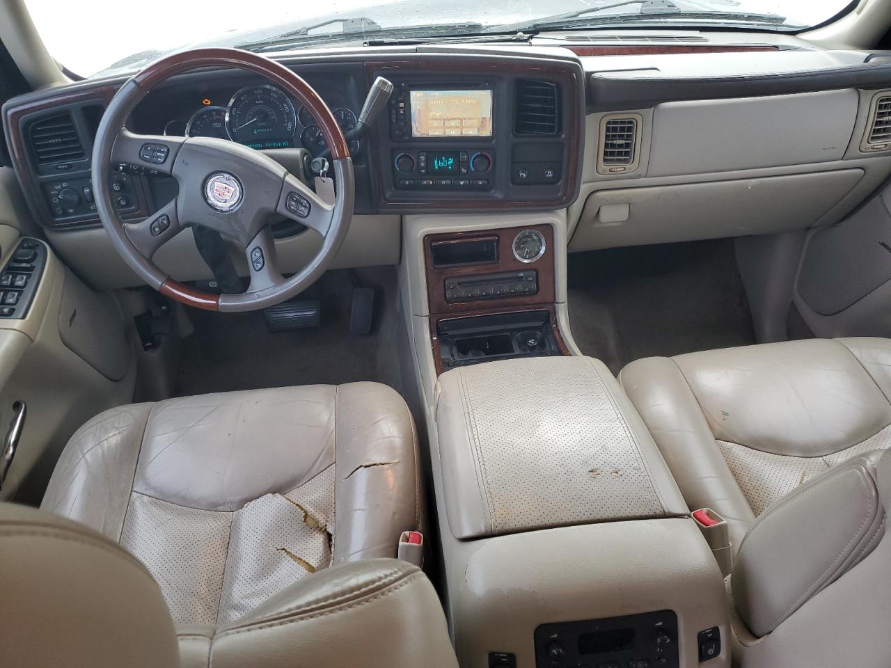 2005 Cadillac Escalade VIN 1GYEC63T75R166955 Copart auction photo, front end / side damage thumbnail 8