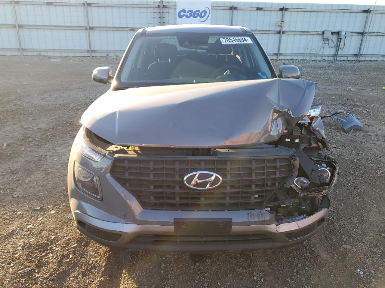 2022 Hyundai Venue VIN KMHRB8A35NU160119 Copart auction photo, front end damage thumbnail 5