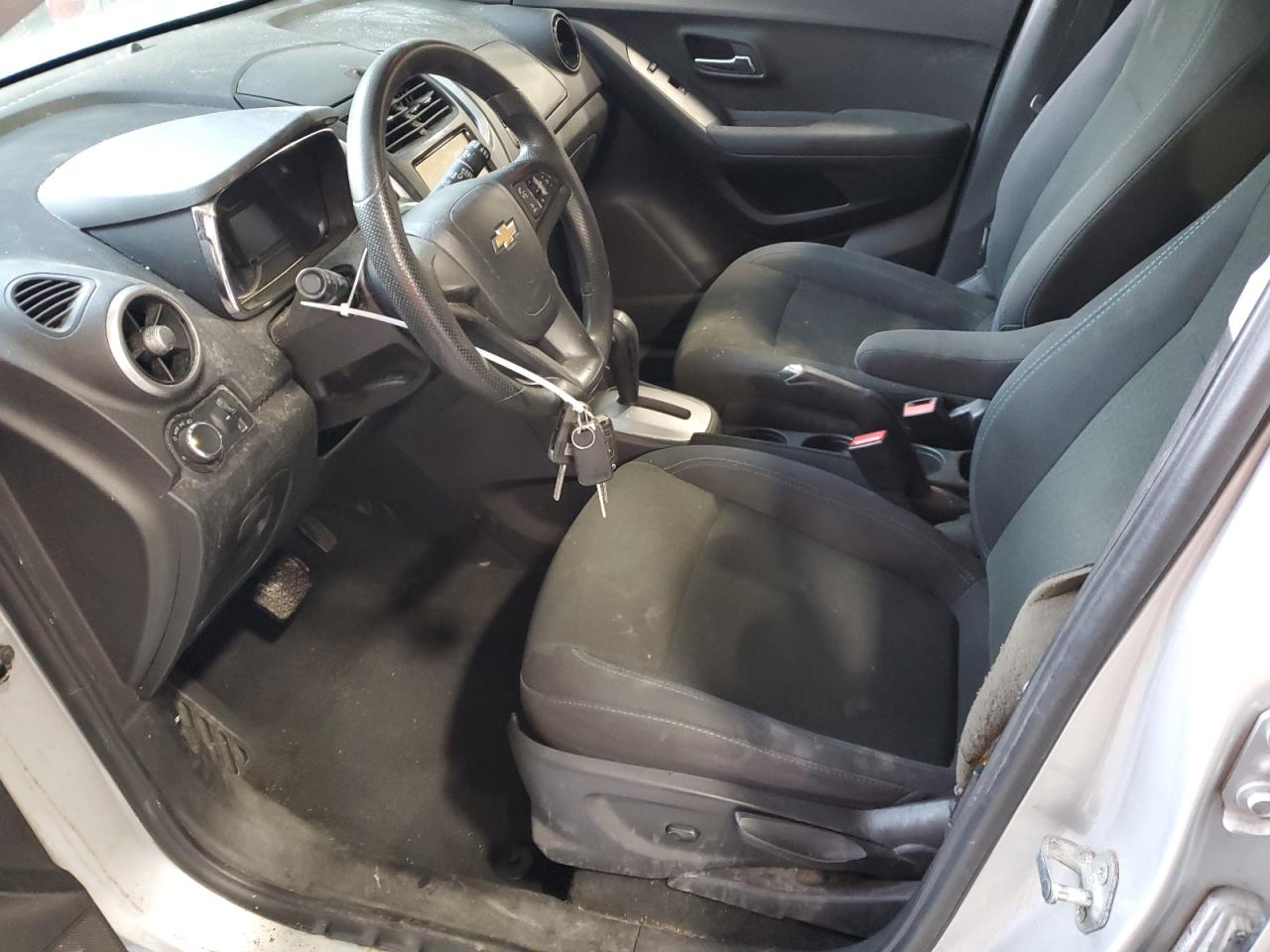 2015 Chevrolet Trax VIN 3GNCJPSB6FL254784 Copart auction photo, vandalism damage thumbnail 7