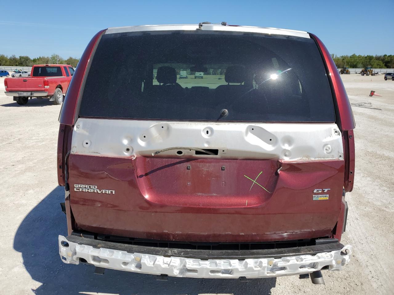 2019 Dodge Caravan VIN 2C4RDGEG9KR785878 Copart auction photo, rear end damage thumbnail 6