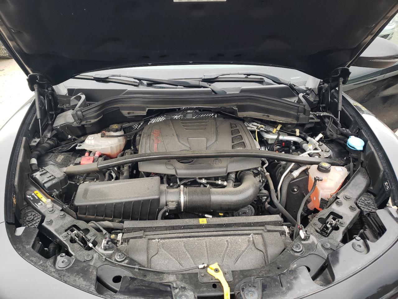 2020 Alfa Romeo Stelvio VIN ZASPAKBN3L7C98160 Copart auction photo, front end / side damage thumbnail 12