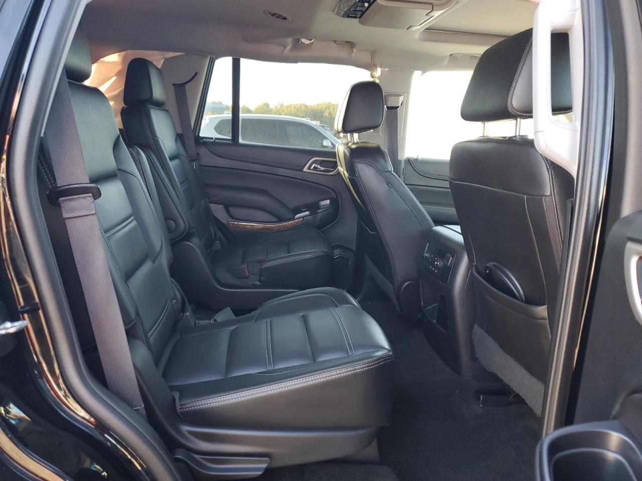 2017 GMC Yukon VIN 1GKS2CKJ6HR246248 Copart auction photo, front end damage thumbnail 11