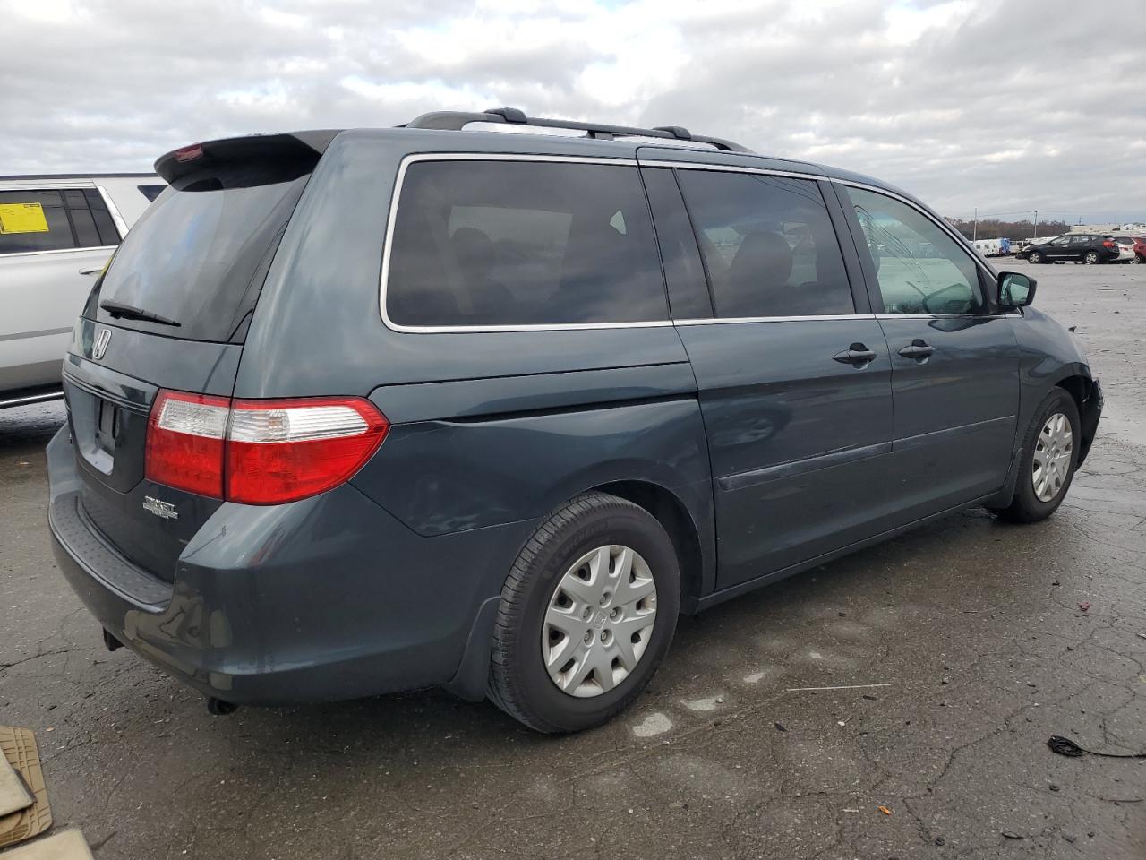 2006 Honda Odyssey VIN 5FNRL38226B125176 Copart auction photo, front end damage thumbnail 3