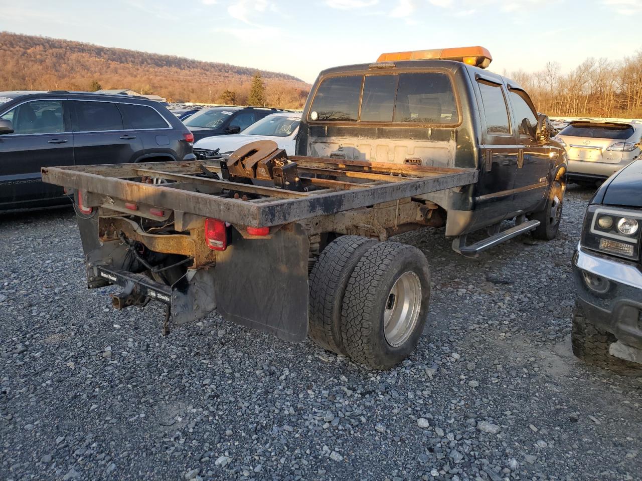 2007 Ford F350 VIN 1FTWW33P67EA59487 Copart auction photo, mechanical damage thumbnail 3