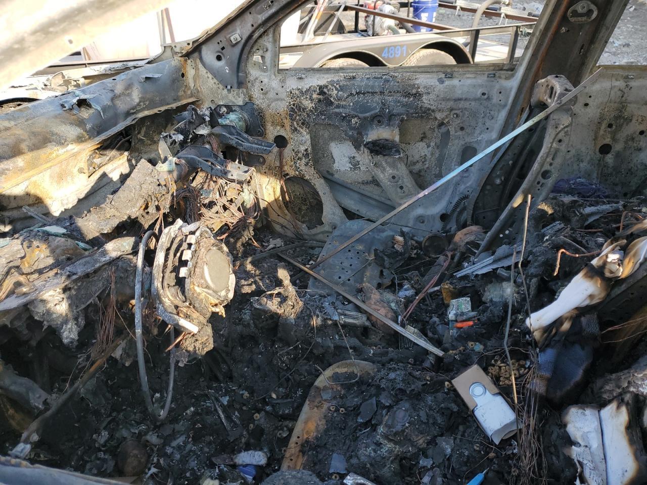 2019 Chevrolet Equinox VIN 2GNAXPEX6K6187079 Copart auction photo, burn damage thumbnail 5