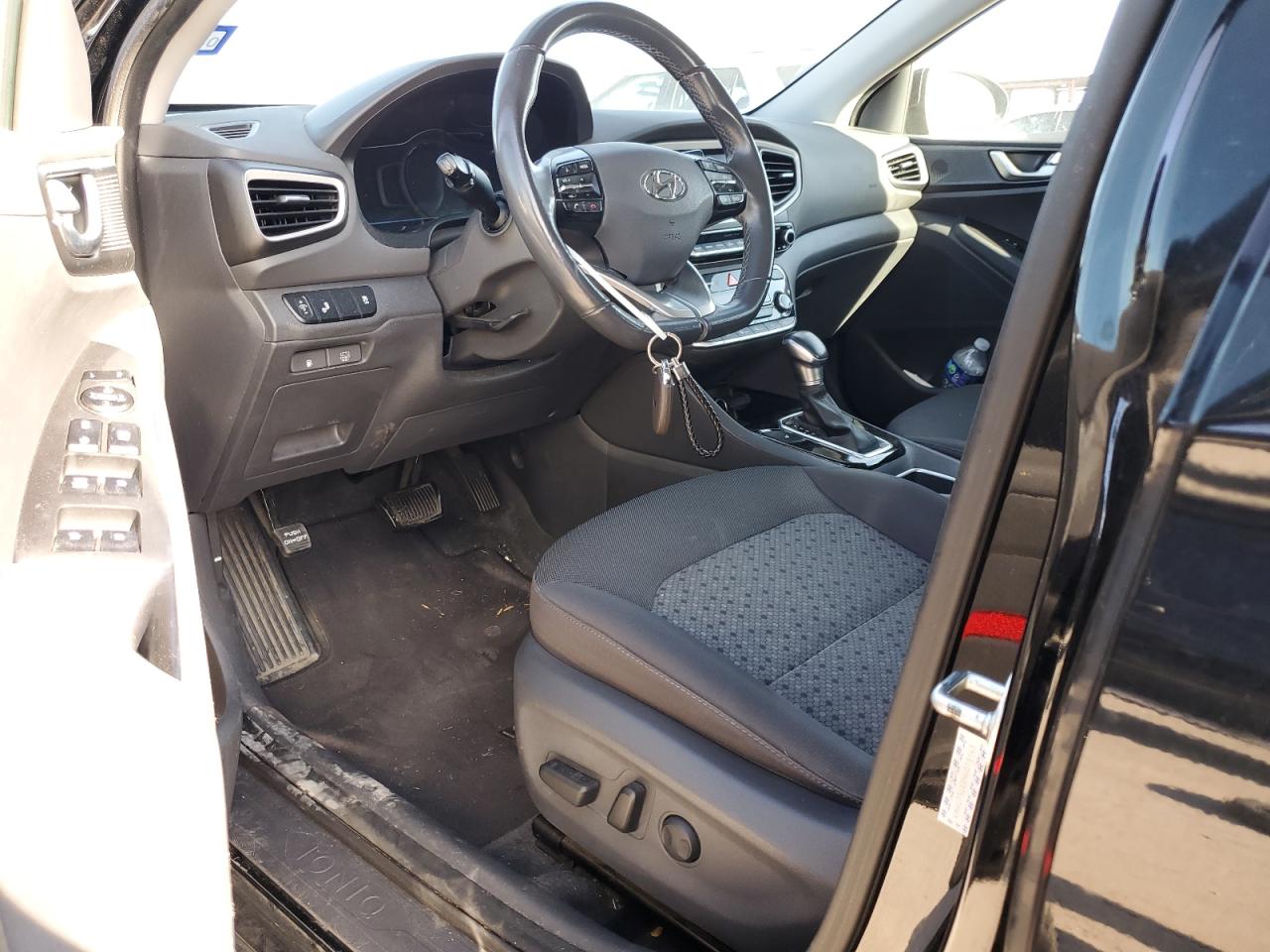 2017 Hyundai IONIQ VIN KMHC75LC0HU019143 Copart auction photo, front end damage thumbnail 8