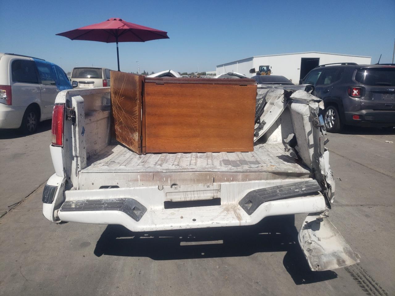 1995 Chevrolet S-10 Pickup VIN 1GCCS14Z8S8140131 Copart auction photo, rollover damage thumbnail 6