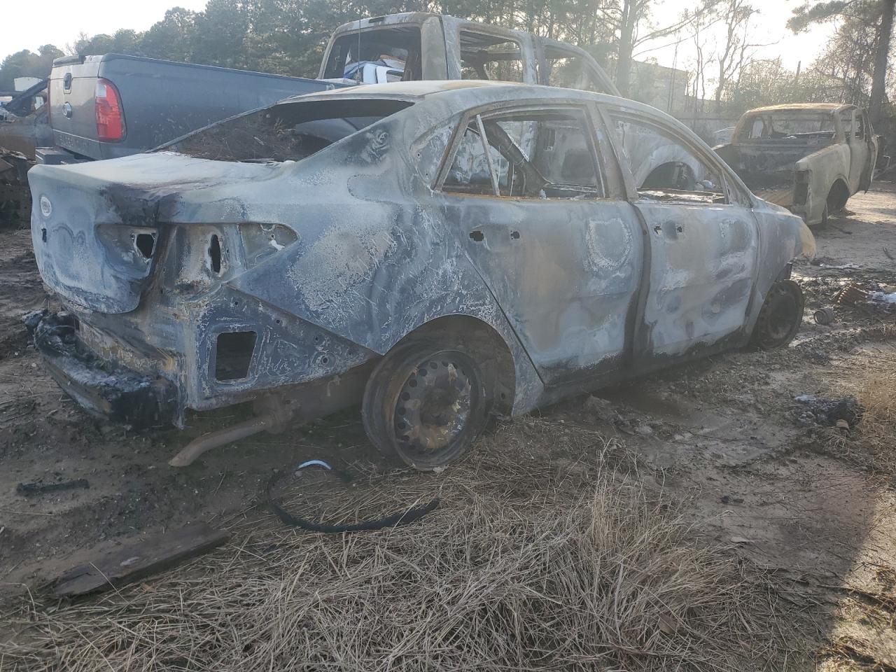 2020 KIA Rio VIN 3KPA24AD9LE327838 Copart auction photo, burn damage thumbnail 3
