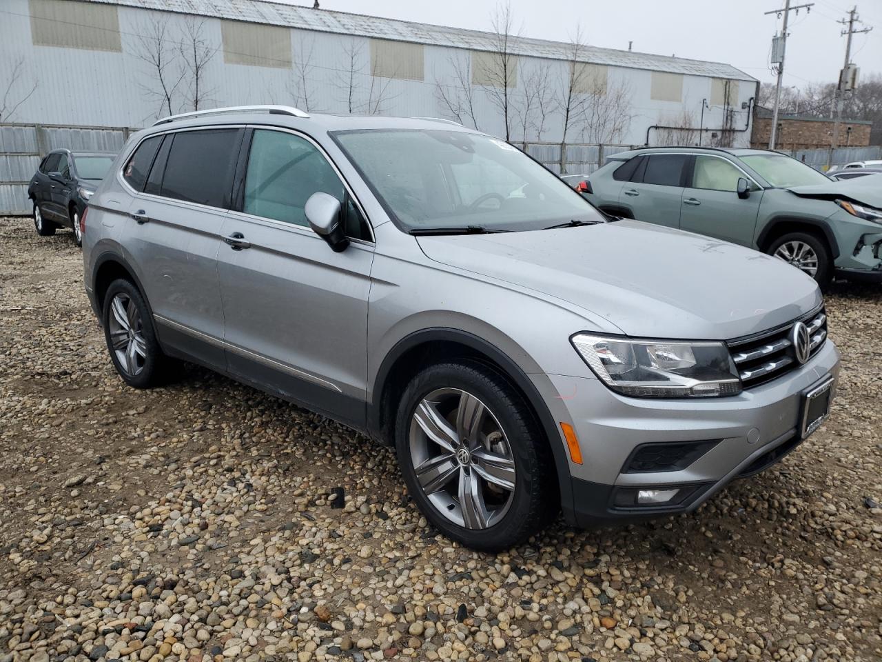 2021 Volkswagen Tiguan VIN 3VV2B7AX8MM102447 Copart auction photo, side damage thumbnail 4