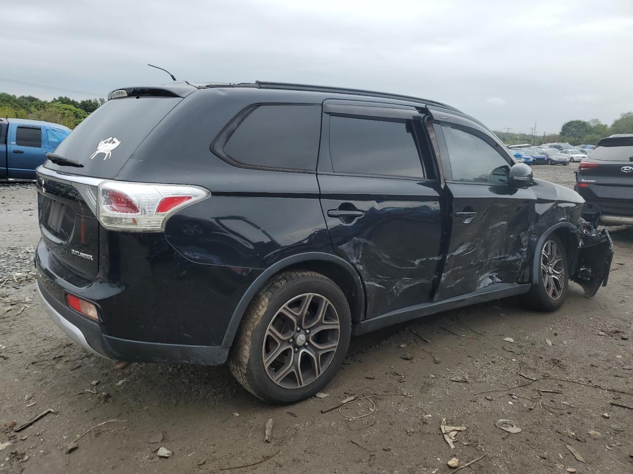 2015 Mitsubishi Outlander VIN JA4AD3A33FZ005615 Copart auction photo, water/flood / all over damage thumbnail 3