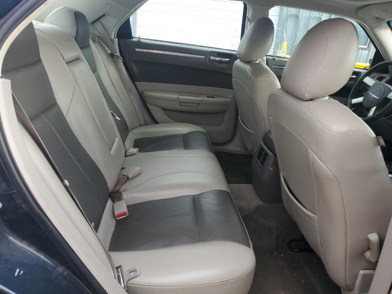 2008 Chrysler 300 VIN 2C3LA53G98H146859 Copart auction photo, side damage thumbnail 11