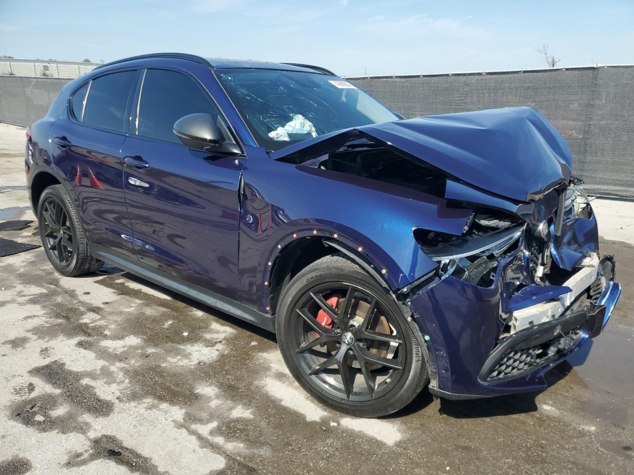 2019 Alfa Romeo Stelvio VIN ZASPAKANXK7C44967 Copart auction photo, front end / side damage thumbnail 4