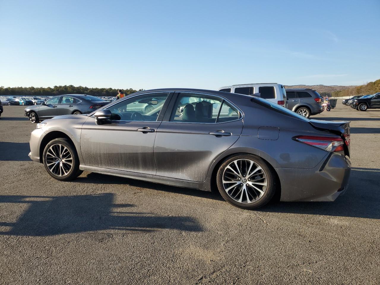 2019 Toyota Camry VIN 4T1B11HK8KU804376 Copart auction photo, side / rear end damage thumbnail 2