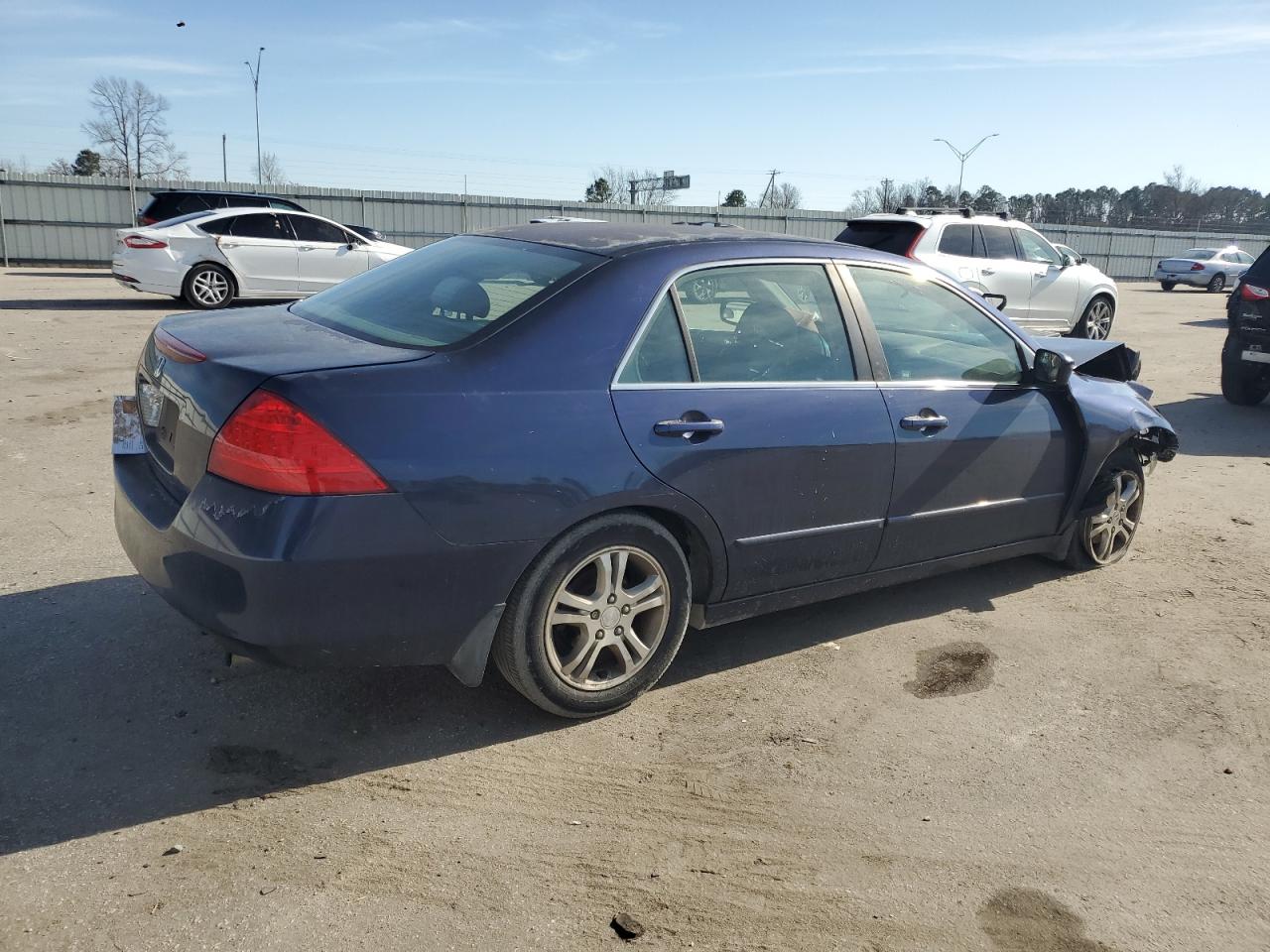 2007 Honda Accord VIN 1HGCM56327A053224 Copart auction photo, front end / undercarriage damage thumbnail 3