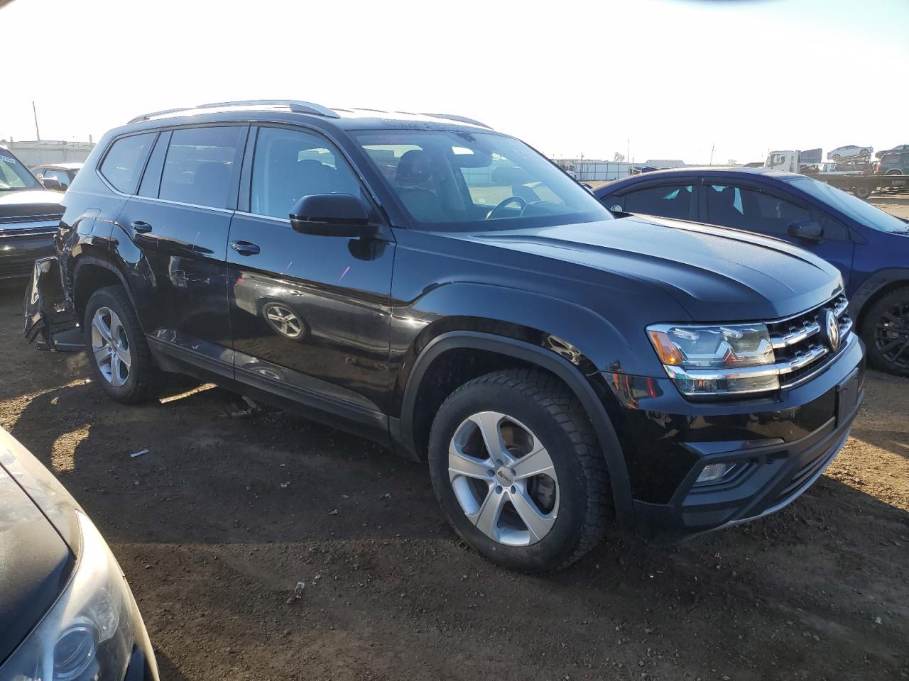 2018 Volkswagen Atlas VIN 1V2LR2CAXJC580732 Copart auction photo, rear end damage thumbnail 4