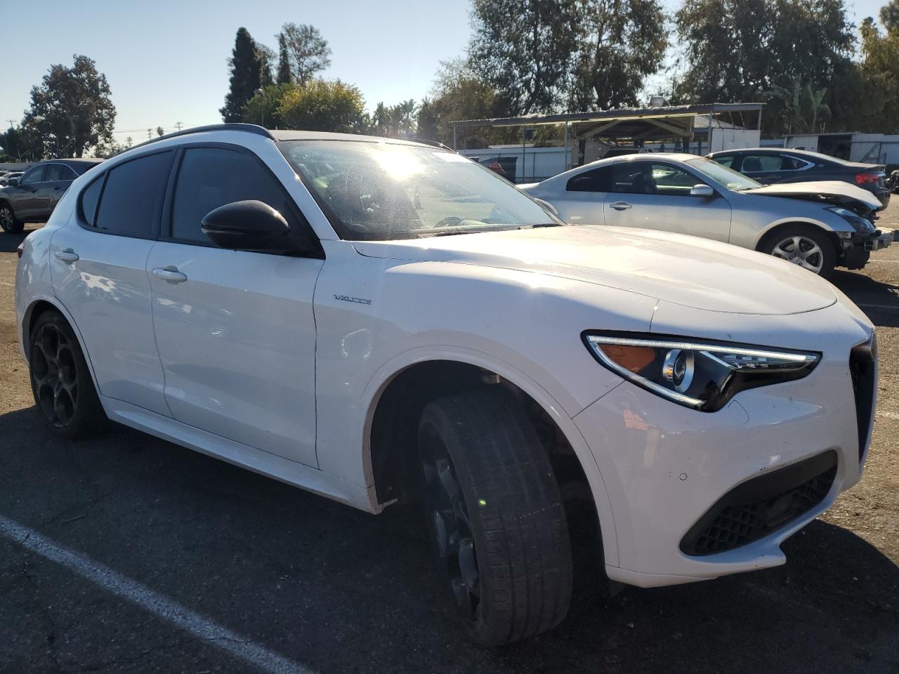 2022 Alfa Romeo Stelvio VIN ZASPAKBN3N7D41558 Copart auction photo, undercarriage damage thumbnail 4