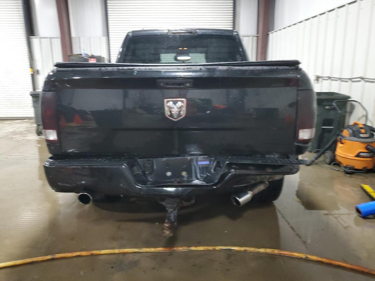 2015 RAM 1500 VIN 1C6RR7KT2FS618275 Copart auction photo, front end / rear end damage thumbnail 6