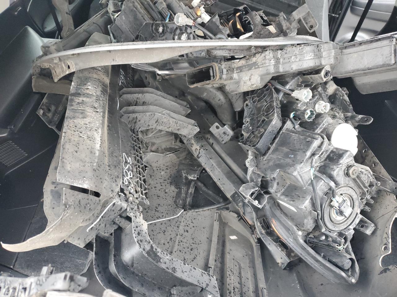 2018 Nissan Rogue VIN KNMAT2MT0JP561822 Copart auction photo, front end damage thumbnail 12