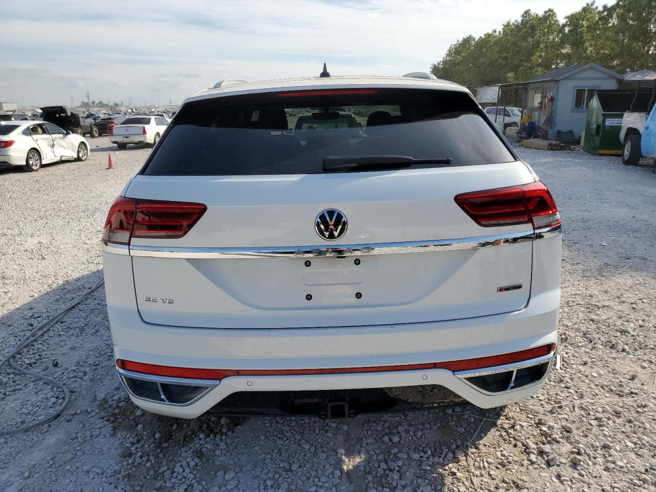 2021 Volkswagen Atlas VIN 1V2RE2CA9MC214142 Copart auction photo, front end damage thumbnail 6