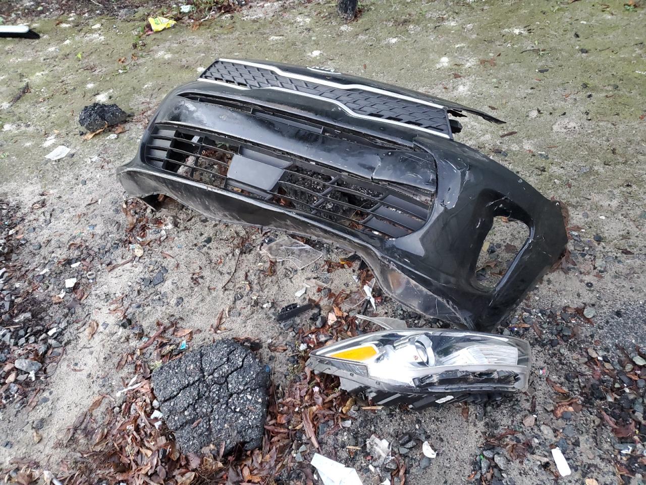 2020 KIA Rio VIN 3KPA25AD3LE352045 Copart auction photo, front end damage thumbnail 12
