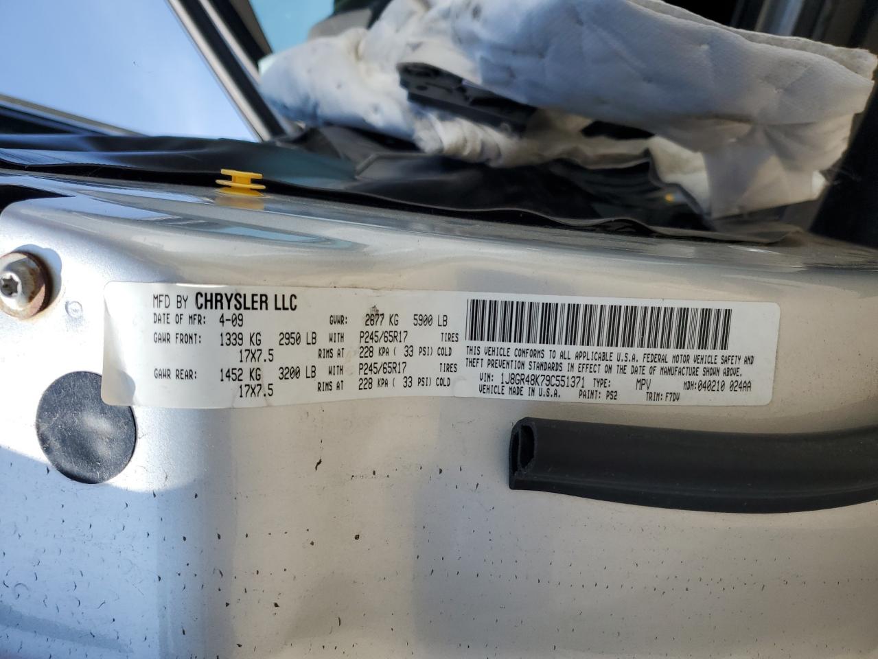 2009 Jeep Grand Cherokee VIN 1J8GR48K79C551371 Copart auction photo, undercarriage / front end damage thumbnail 13