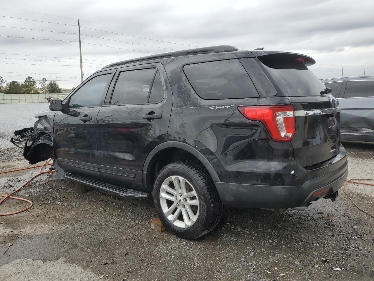2017 Ford Explorer VIN 1FM5K8BH5HGC19455 Copart auction photo, front end / undercarriage damage thumbnail 2