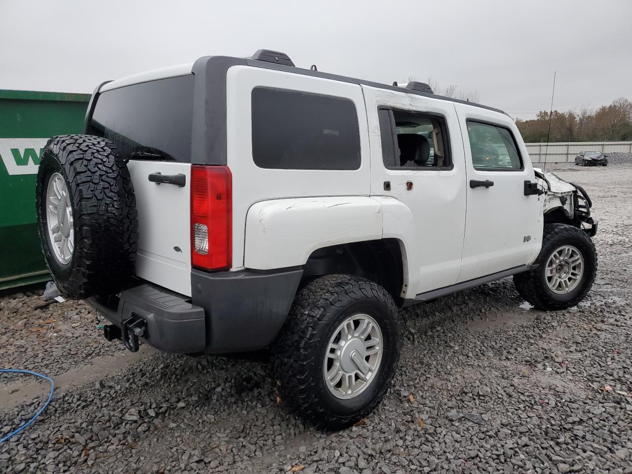2009 Hummer H3 VIN 5GTEN13E998152256 Copart auction photo, side / front end damage thumbnail 3
