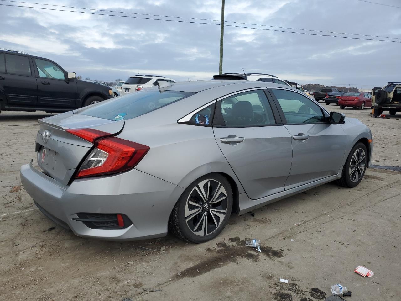 2016 Honda Civic VIN 2HGFC1F35GH637806 Copart auction photo, side / rear end damage thumbnail 3