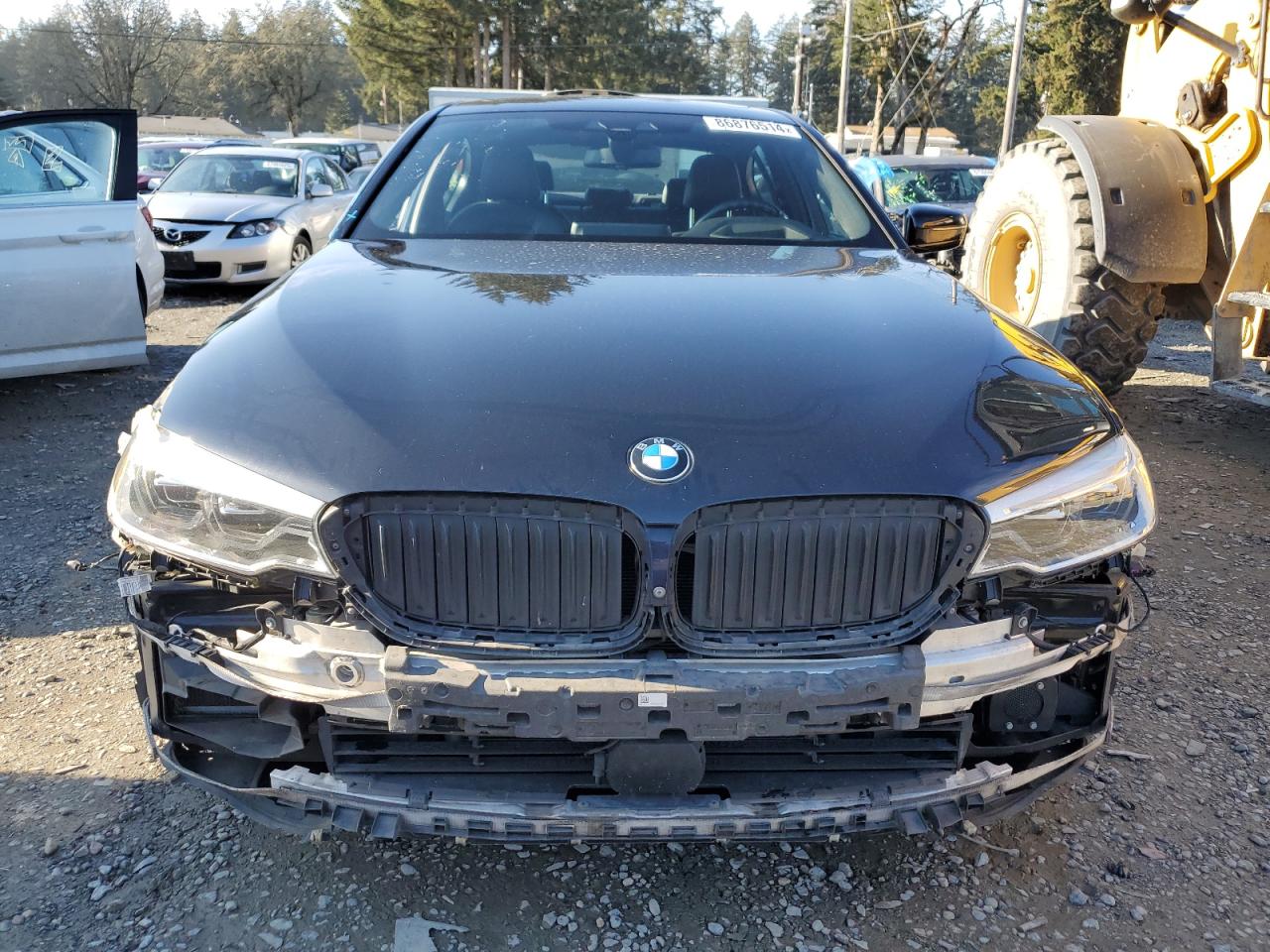 2018 BMW 5er VIN WBAJB1C57JG624007 Copart auction photo, side / front end damage thumbnail 5
