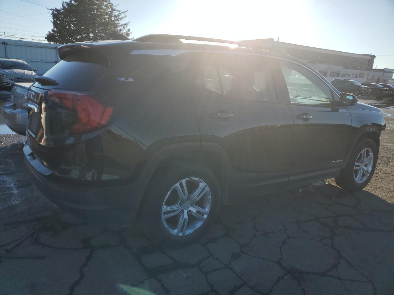 2018 GMC Terrain VIN 3GKALMEVXJL229396 Copart auction photo, side / front end damage thumbnail 3