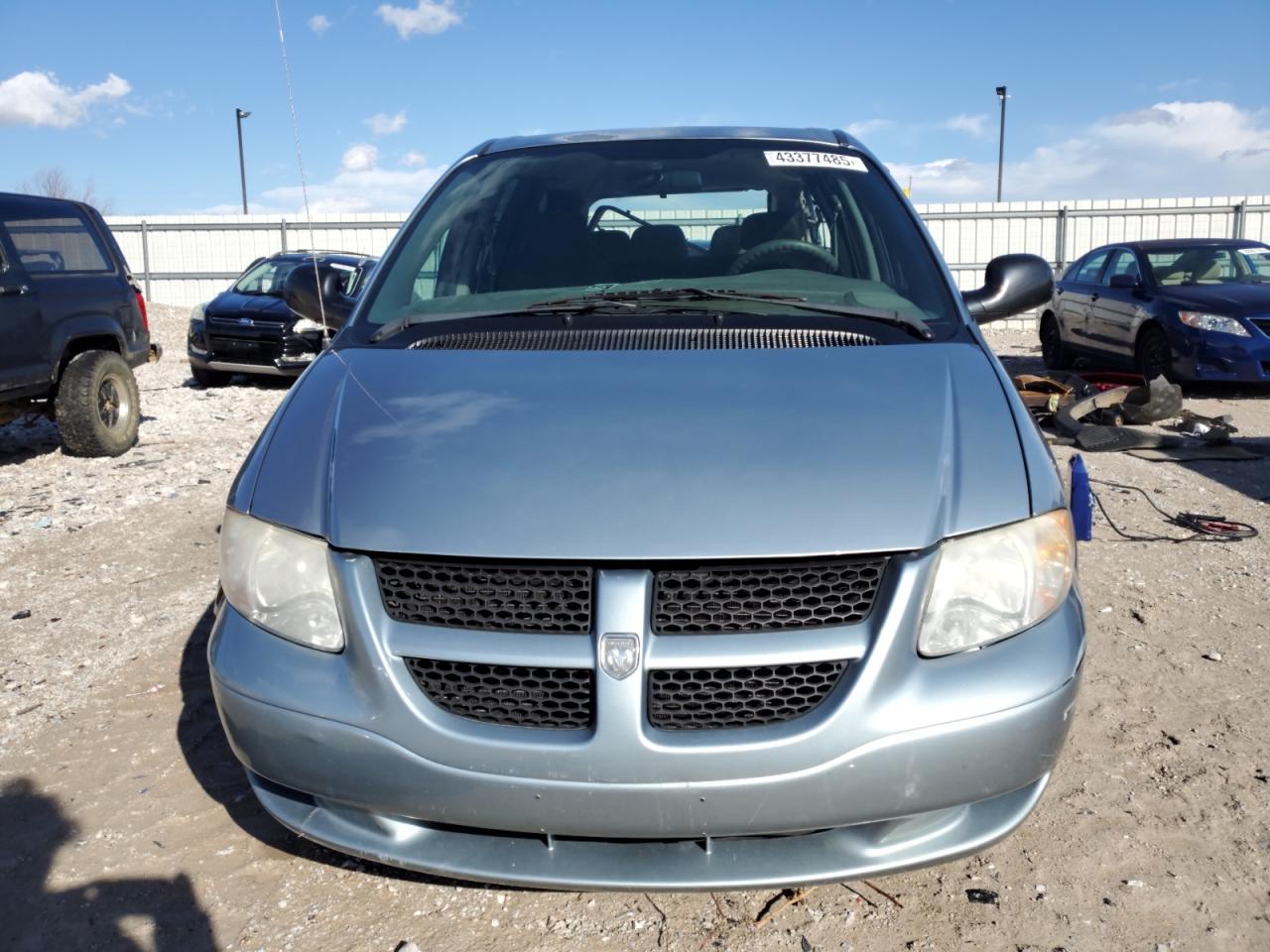 2003 Dodge Caravan VIN 1D4GP24343B102066 Copart auction photo, rear end / front end damage thumbnail 5