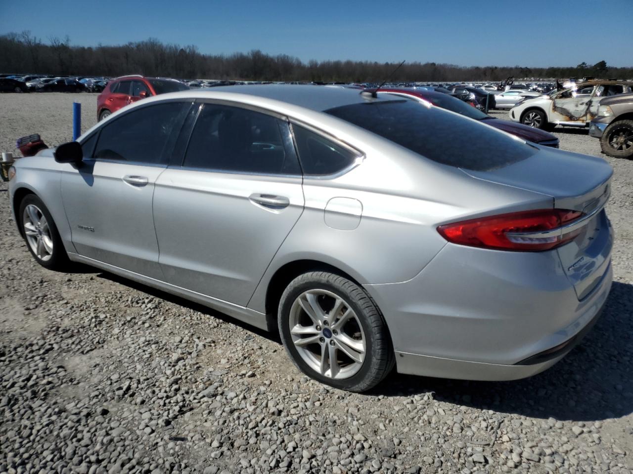 2018 Ford Fusion VIN 3FA6P0LU6JR219797 Copart auction photo, rear end / side damage thumbnail 2