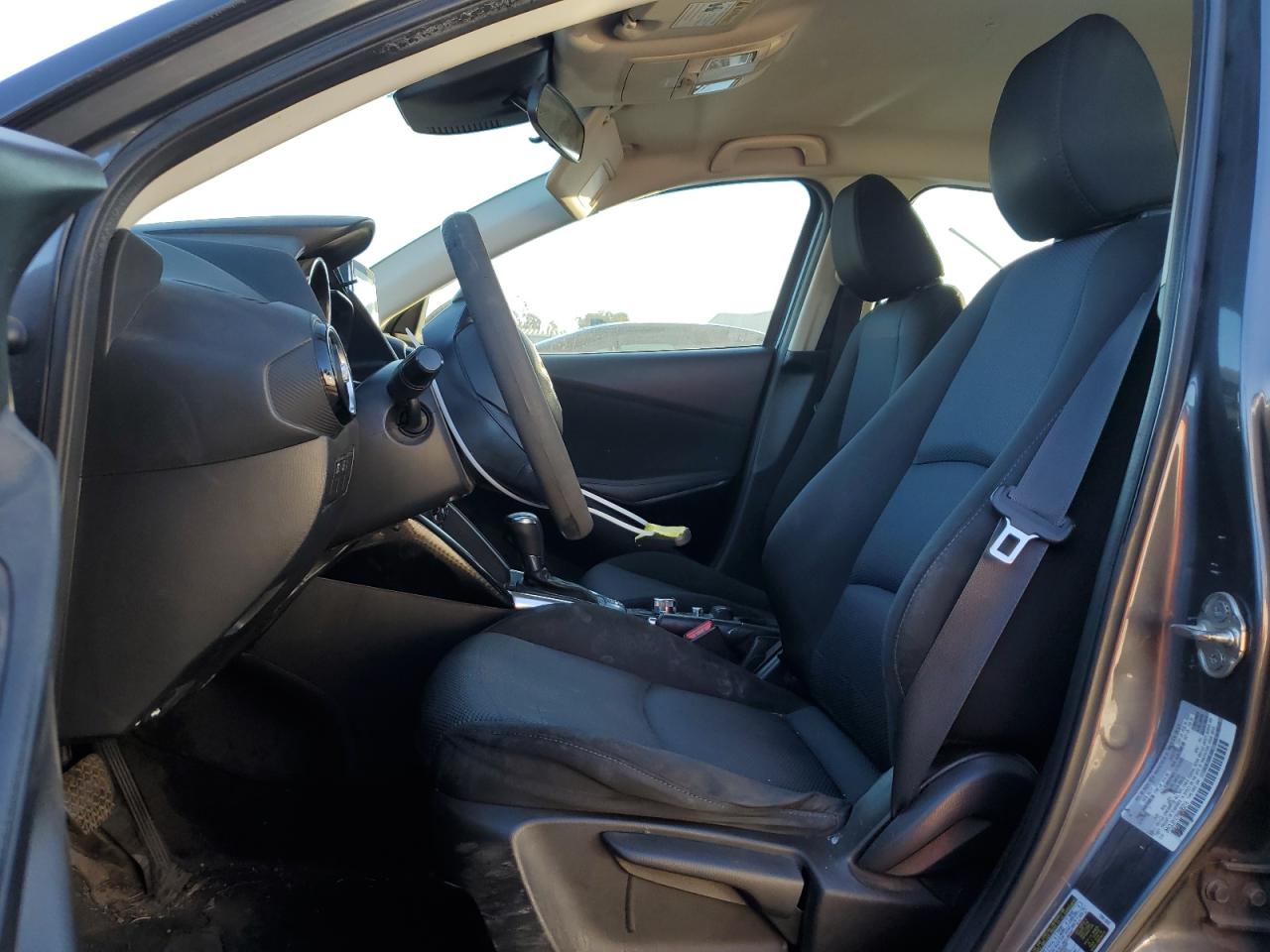 2017 Toyota Yaris VIN 3MYDLBYV7HY185218 Copart auction photo, side damage thumbnail 7