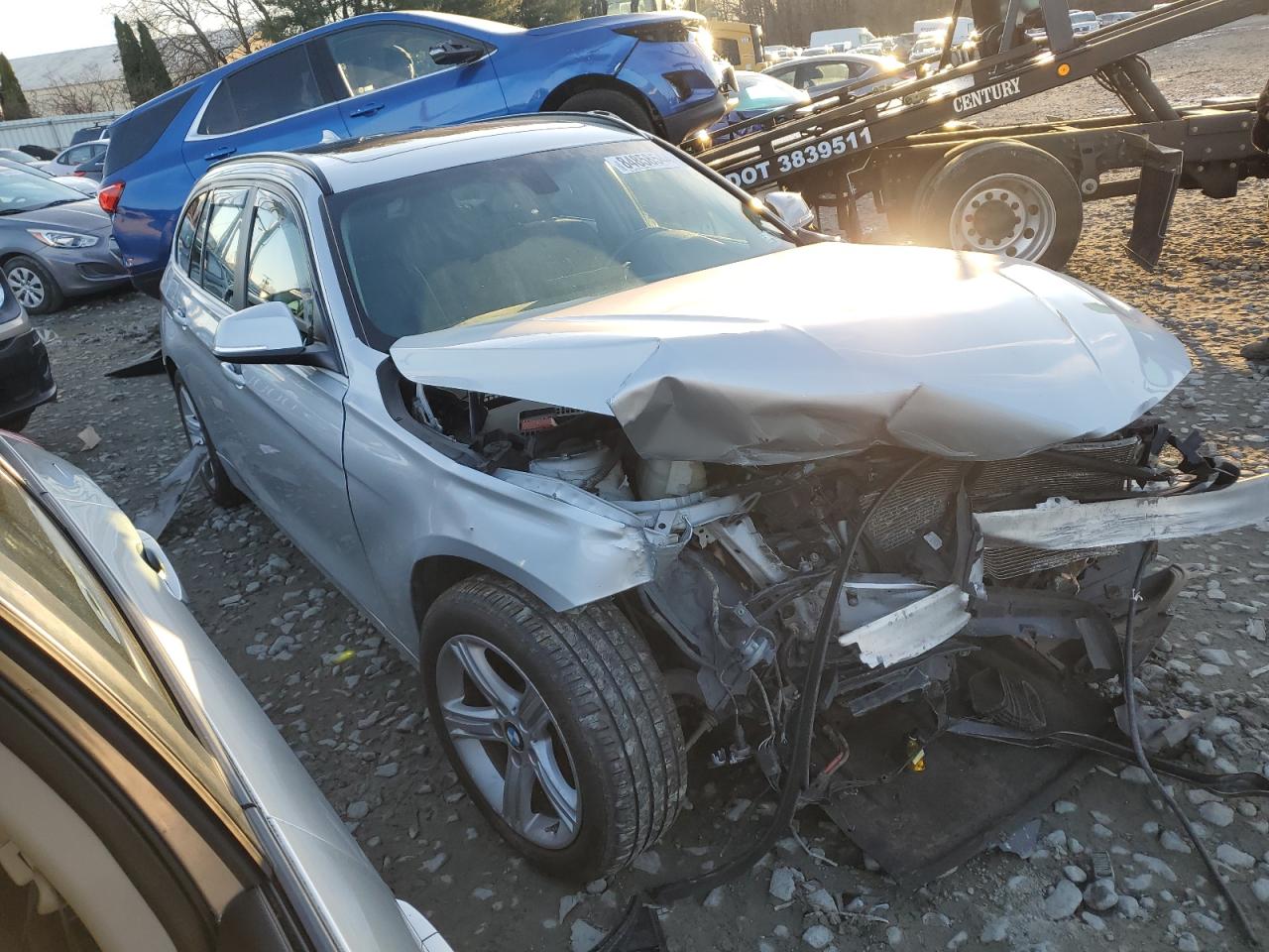 2015 BMW 3er VIN WBA3K5C57FK301144 Copart auction photo, front end damage thumbnail 4
