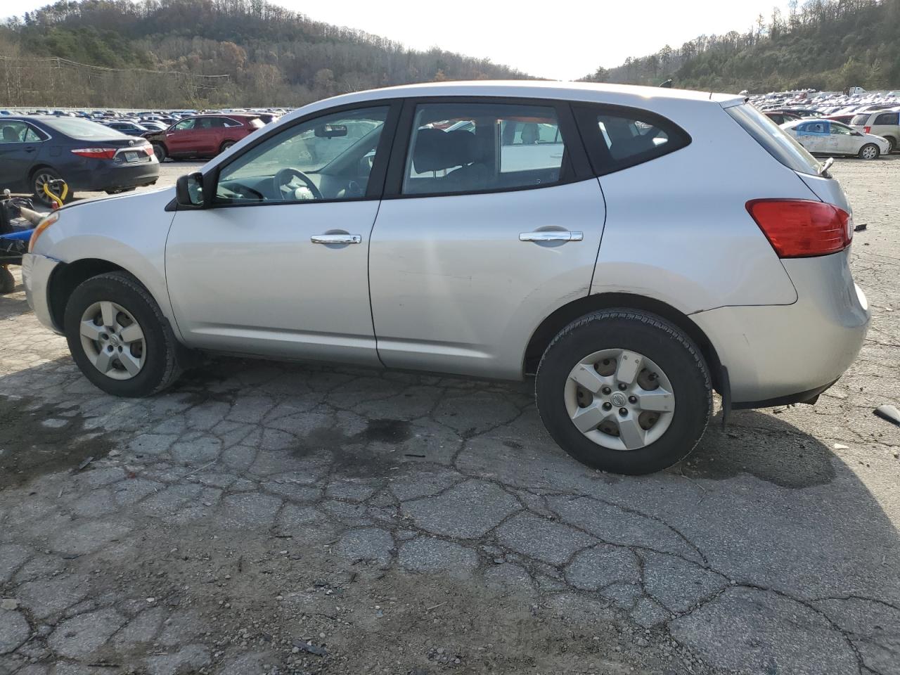 2010 Nissan Rogue VIN JN8AS5MV4AW108464 Copart auction photo, side / front end damage thumbnail 2