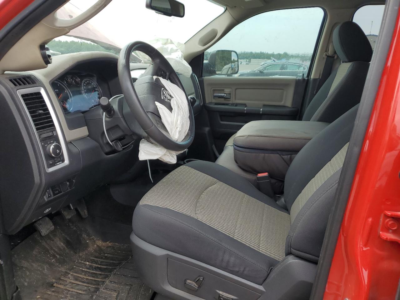 2012 Dodge RAM VIN 3C6UD5DLXCG333224 Copart auction photo, front end damage thumbnail 7