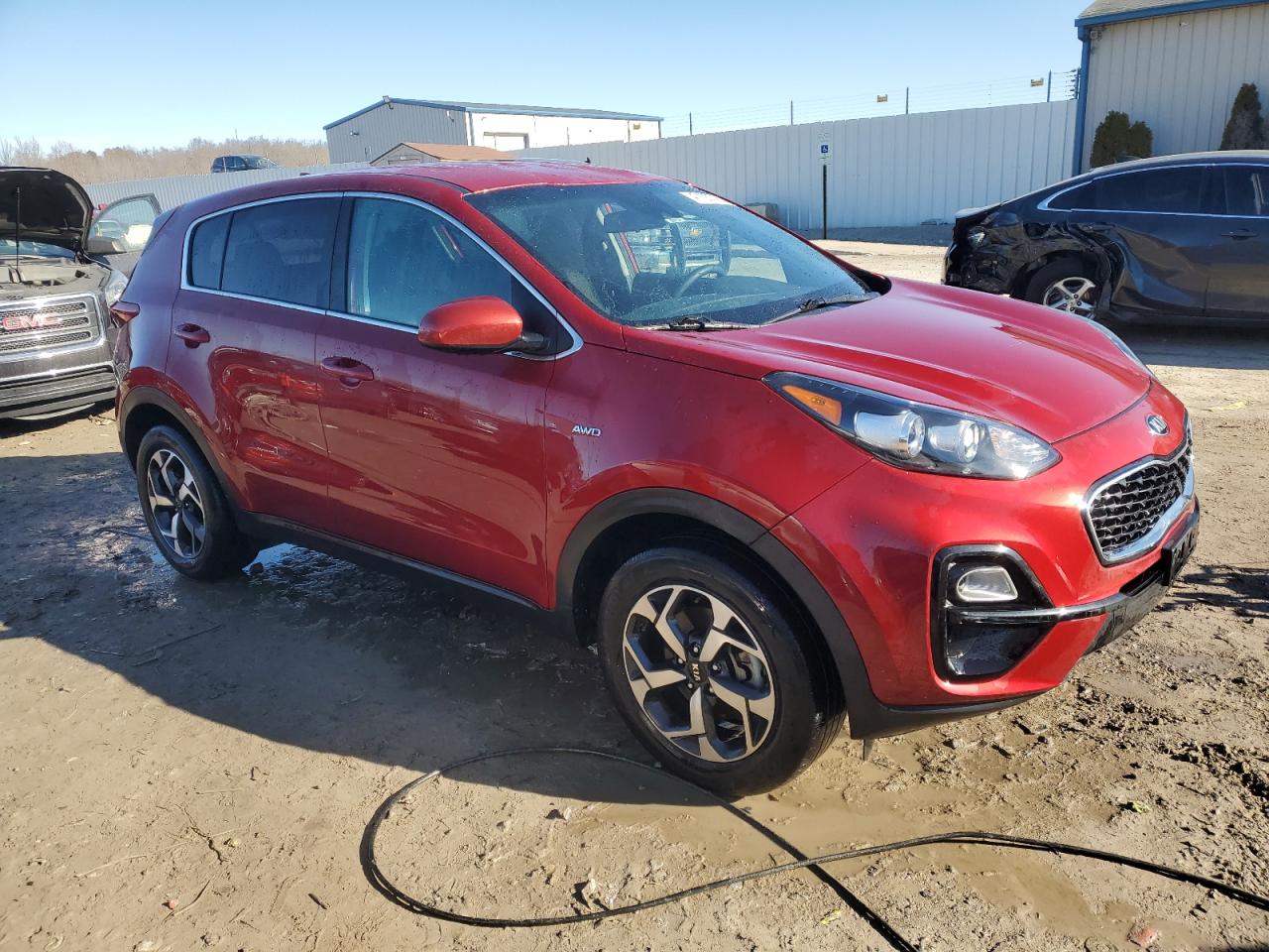 2021 KIA Sportage VIN KNDPMCAC1M7944254 Copart auction photo, vandalism damage thumbnail 4