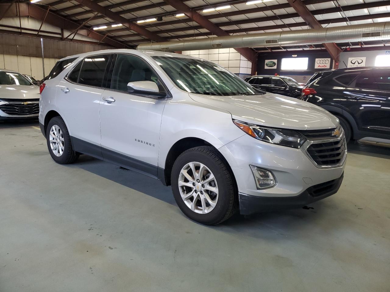 2020 Chevrolet Equinox VIN 2GNAXTEV3L6173472 Copart auction photo, mechanical / minor dent/scratches damage thumbnail 4