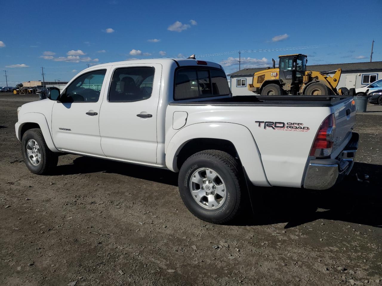2012 Toyota Tacoma VIN 3TMJU4GN8CM130675 Copart auction photo, front end / side damage thumbnail 2