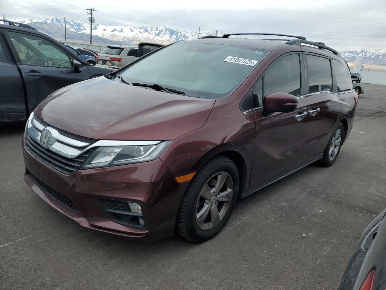 2018 Honda Odyssey VIN 5FNRL6H79JB072353
